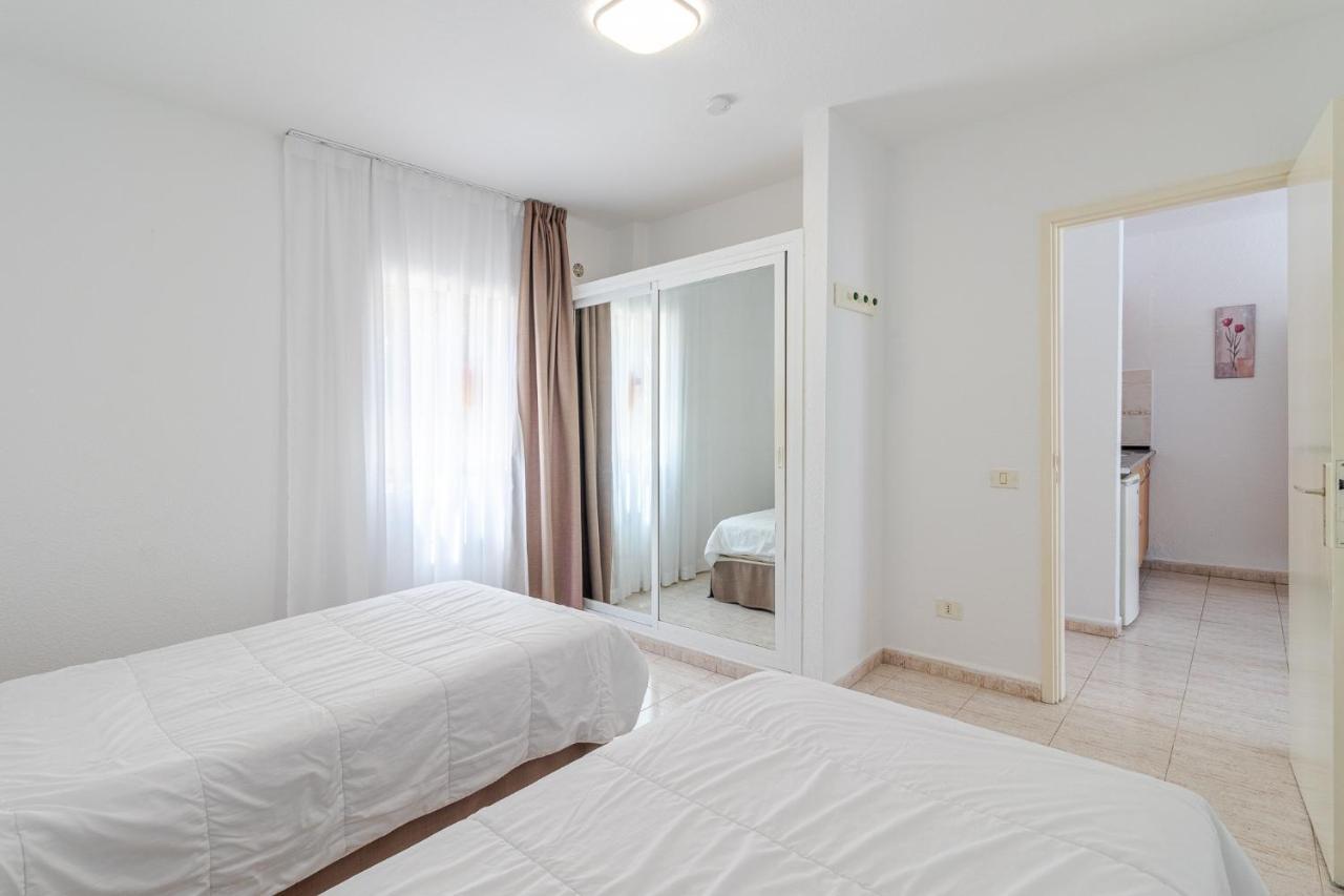 Апартаменты Flatguest Alisios Playa 4 Коральео Экстерьер фото